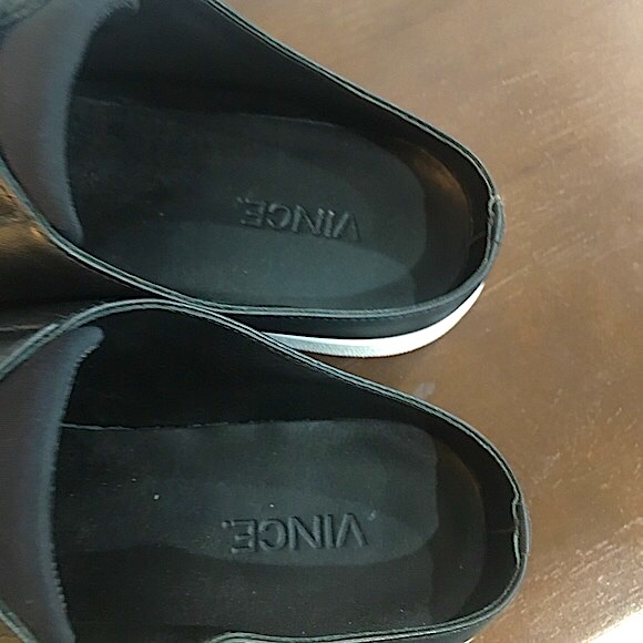 EUC VINCE leather slip on sneakers like new 6.5M - Picture 7 of 9